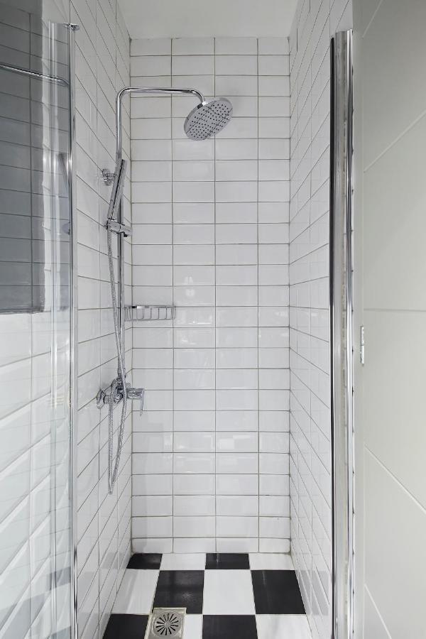 Spacious Suite W. Huge Balcony + Acropolis View Athens Exterior photo
